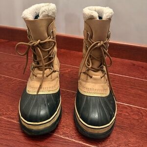 Sorel Caribou Waterproof Winter Boots – Women’s 7.5